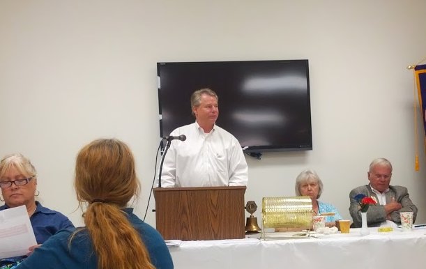 Rick Potocek from Crime Solvers of Montgomery County speaking to the Sandy Spring Lions Club